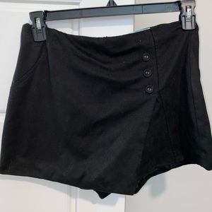 Black Skort Size: Large